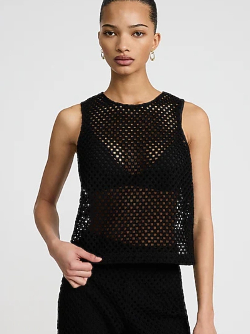 Express Open Stitch Crochet Shell Top With Crew Neckline